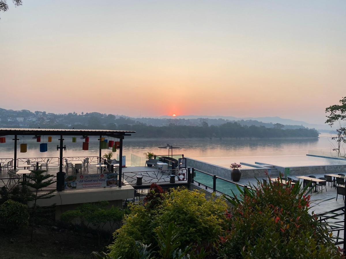 Chiangkhong Teak Garden Riverfront Onsen Hotel- Sha Extra Plus Chiang Khong Extérieur photo