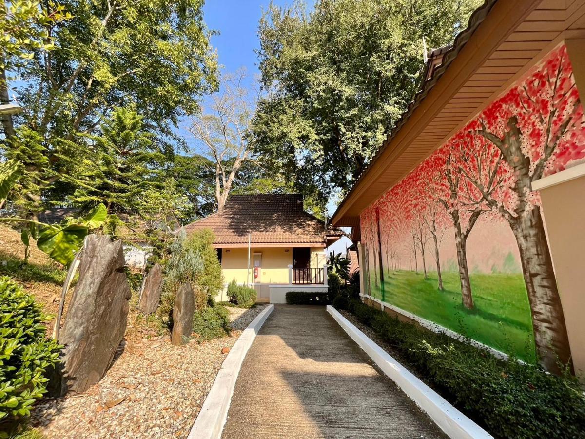 Chiangkhong Teak Garden Riverfront Onsen Hotel- Sha Extra Plus Chiang Khong Extérieur photo